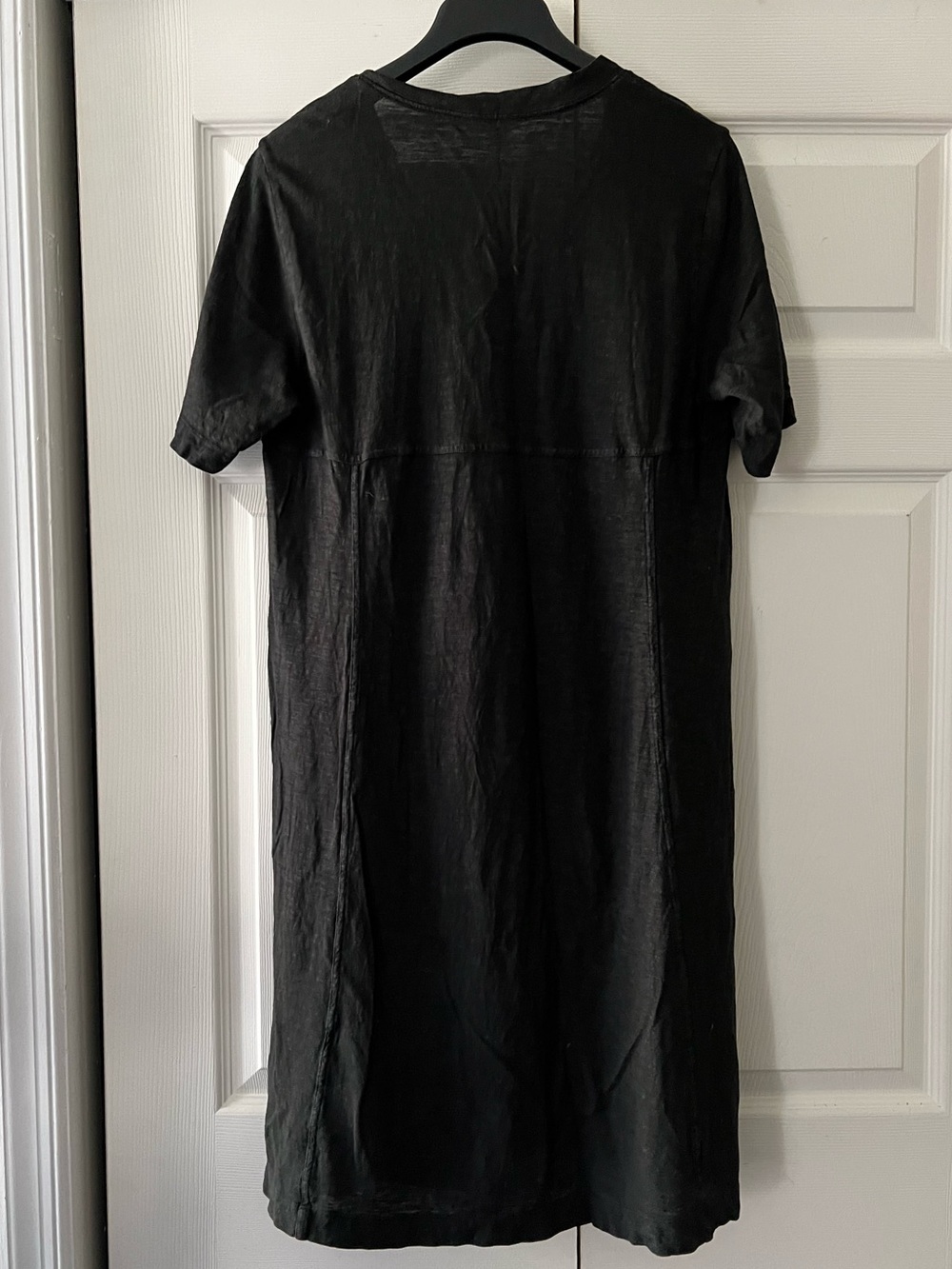 LIKE NEW! — Eileen Fisher Black V-Neck Short Sleeve Dress (Hemp/Organic Cotton) - Picture 3 of 4
